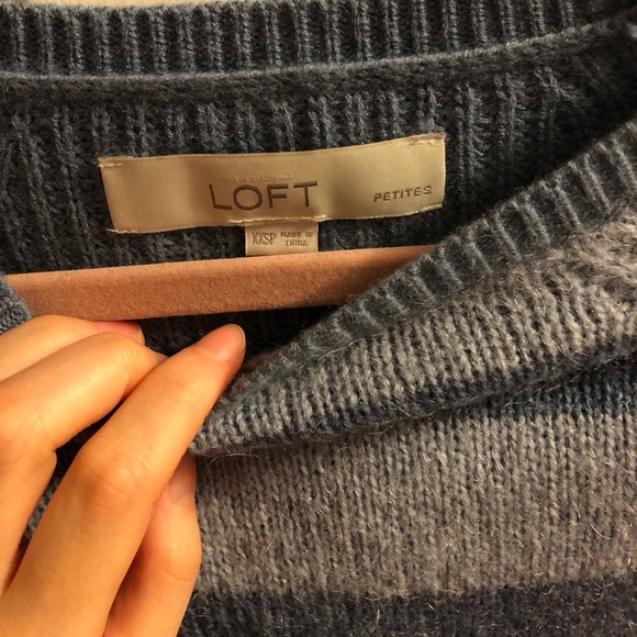 Loft Merino Wool sweater - Picture 2 of 4